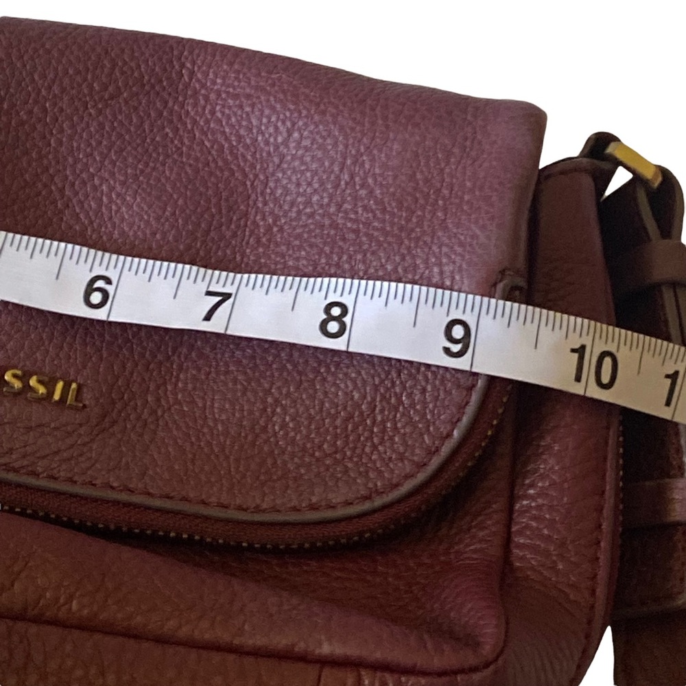 Fossil leather crossbody purse(BD) - Picture 3 of 7